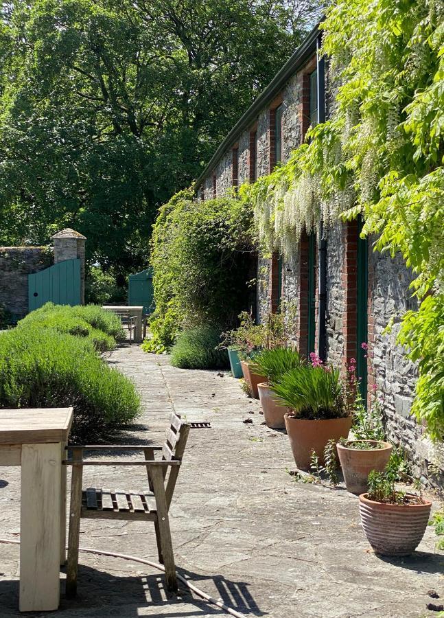 The Stable Yard House At Burtown House & Gardens Athy Exterior foto