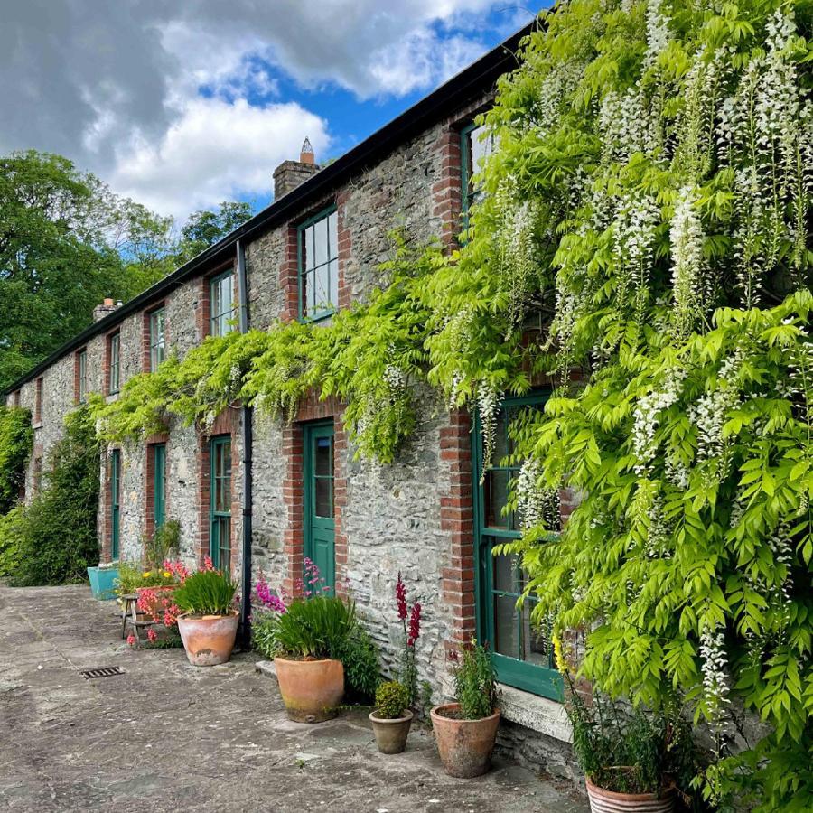The Stable Yard House At Burtown House & Gardens Athy Exterior foto